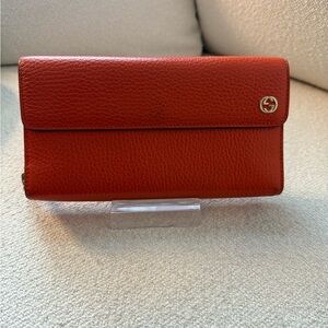 GUCCI
Orange Leather Interlocking Continental Wallet